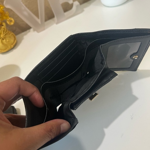 MCM SMALL BLACK LEATHER TRIFOLD WALLET - Picture 11 of 13